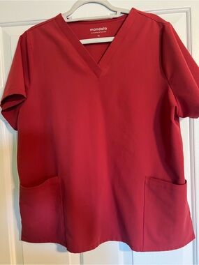 Mandala Women’s Rust V-Neck Scrub Top XL